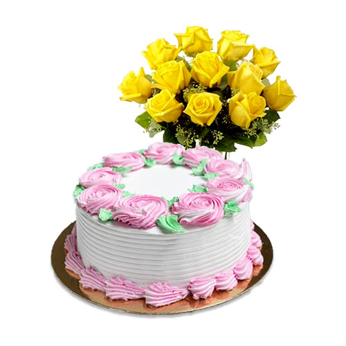 Vanilla Cake with Yellow Roses