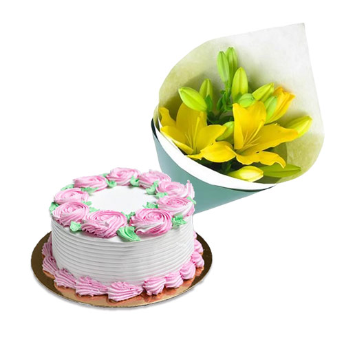 Vanilla Cake with Yellow Lily Bouquet